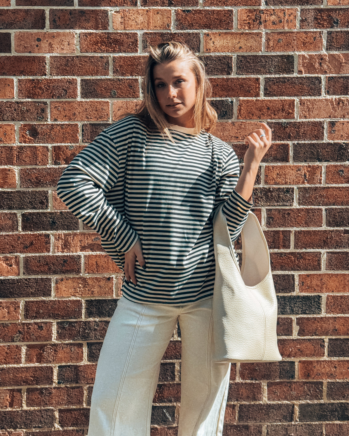 Beetle Top - Navy/Cream