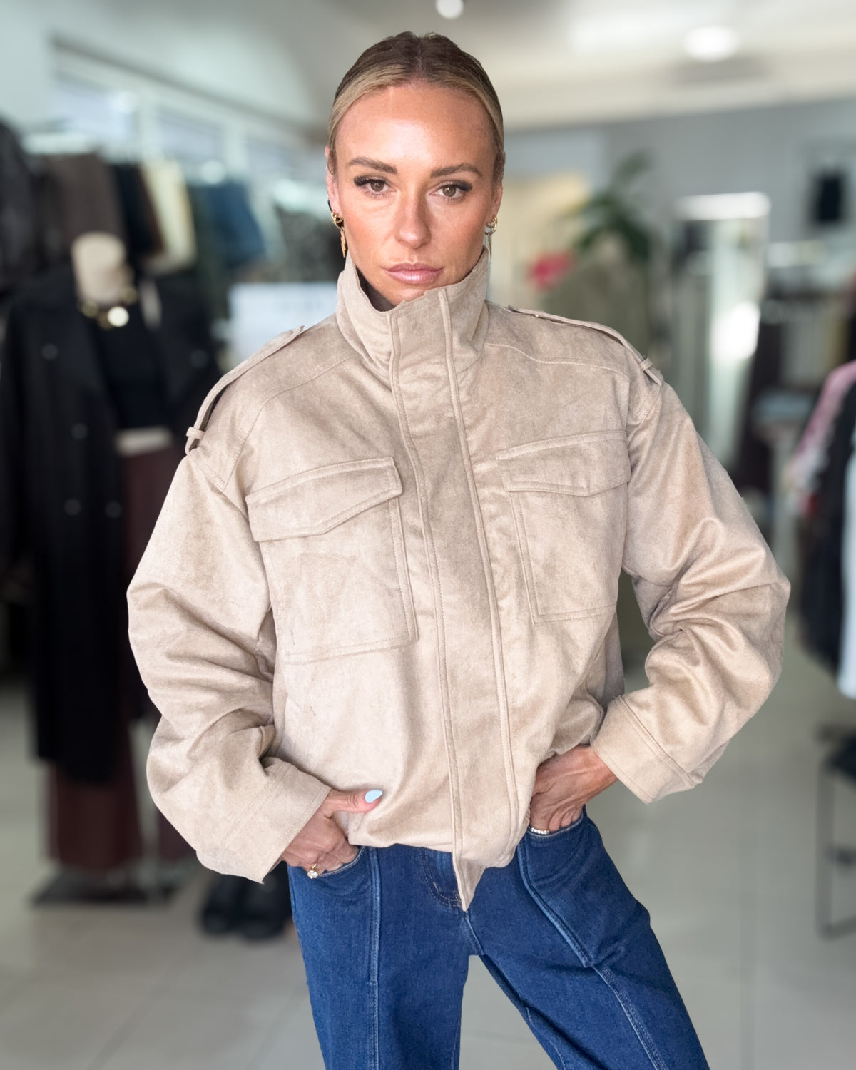 Felix Bomber- Beige
