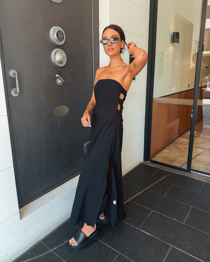 Odessa Dress- Black