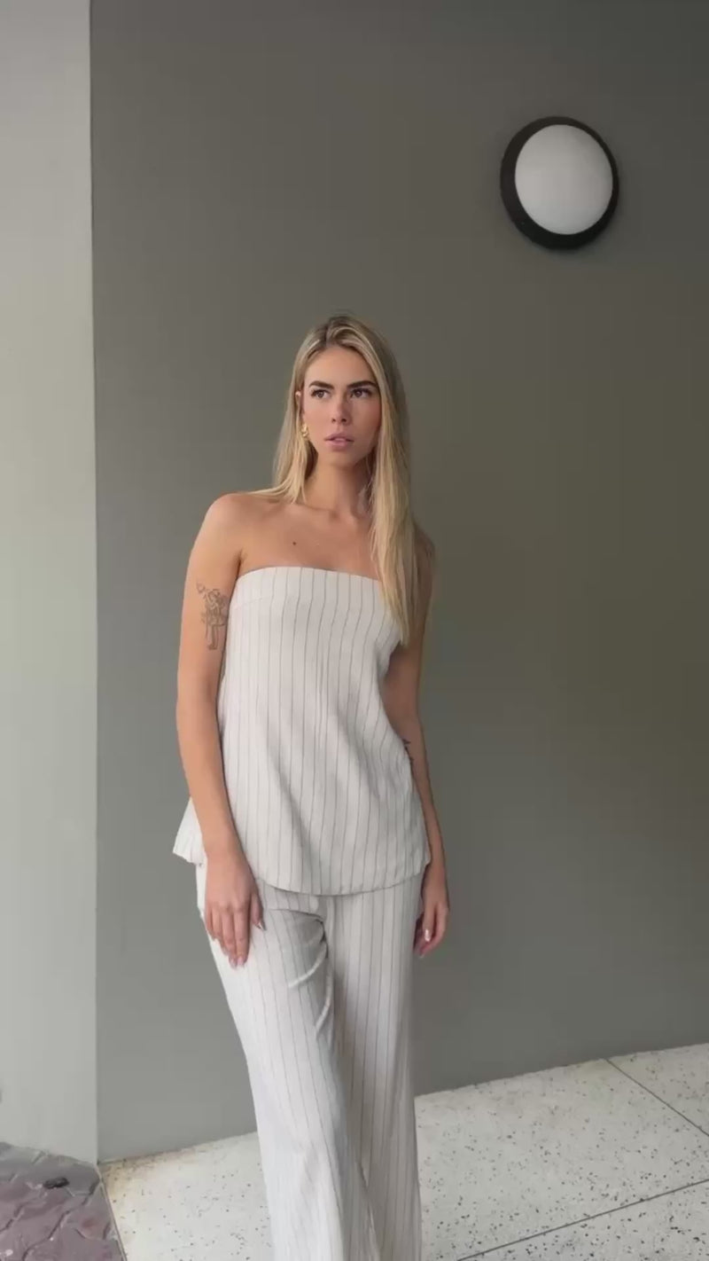Cherry Set - Beige Pinstripe