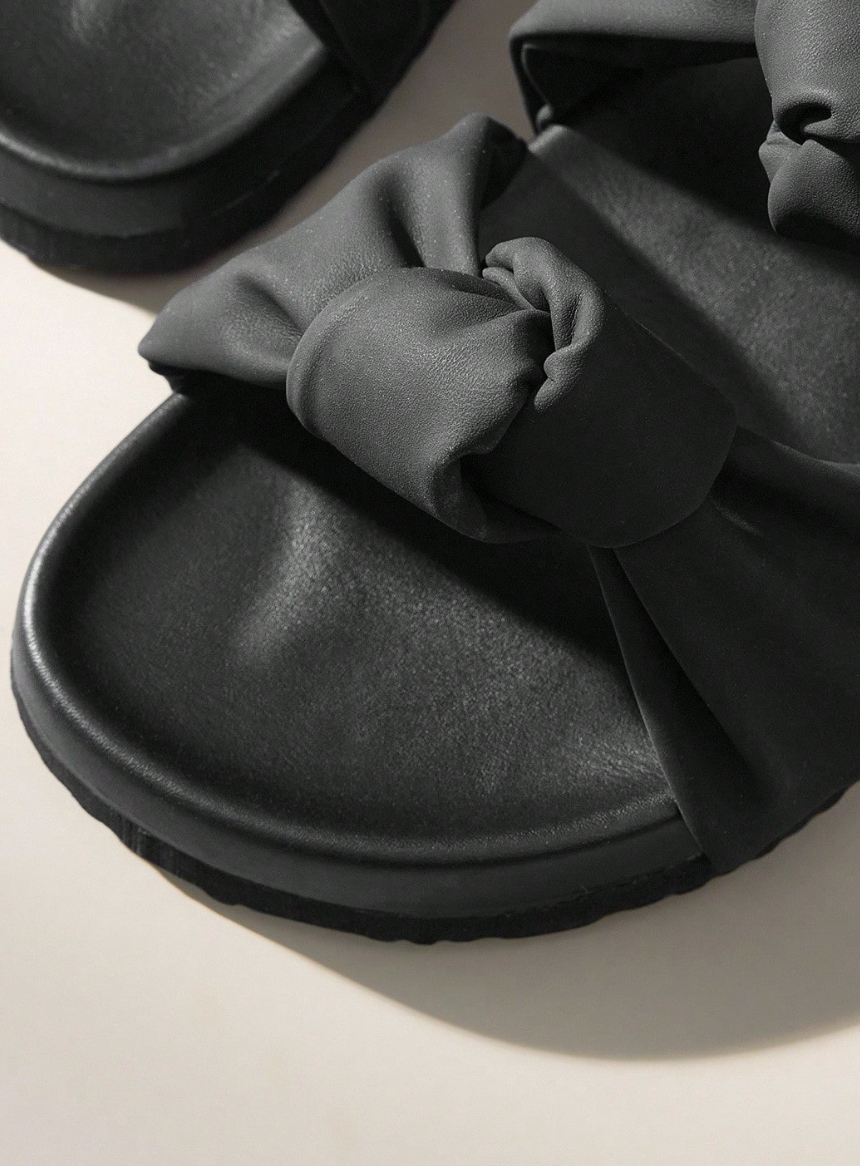 Twist Slide - Black