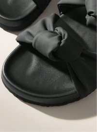 Twist Slide - Black